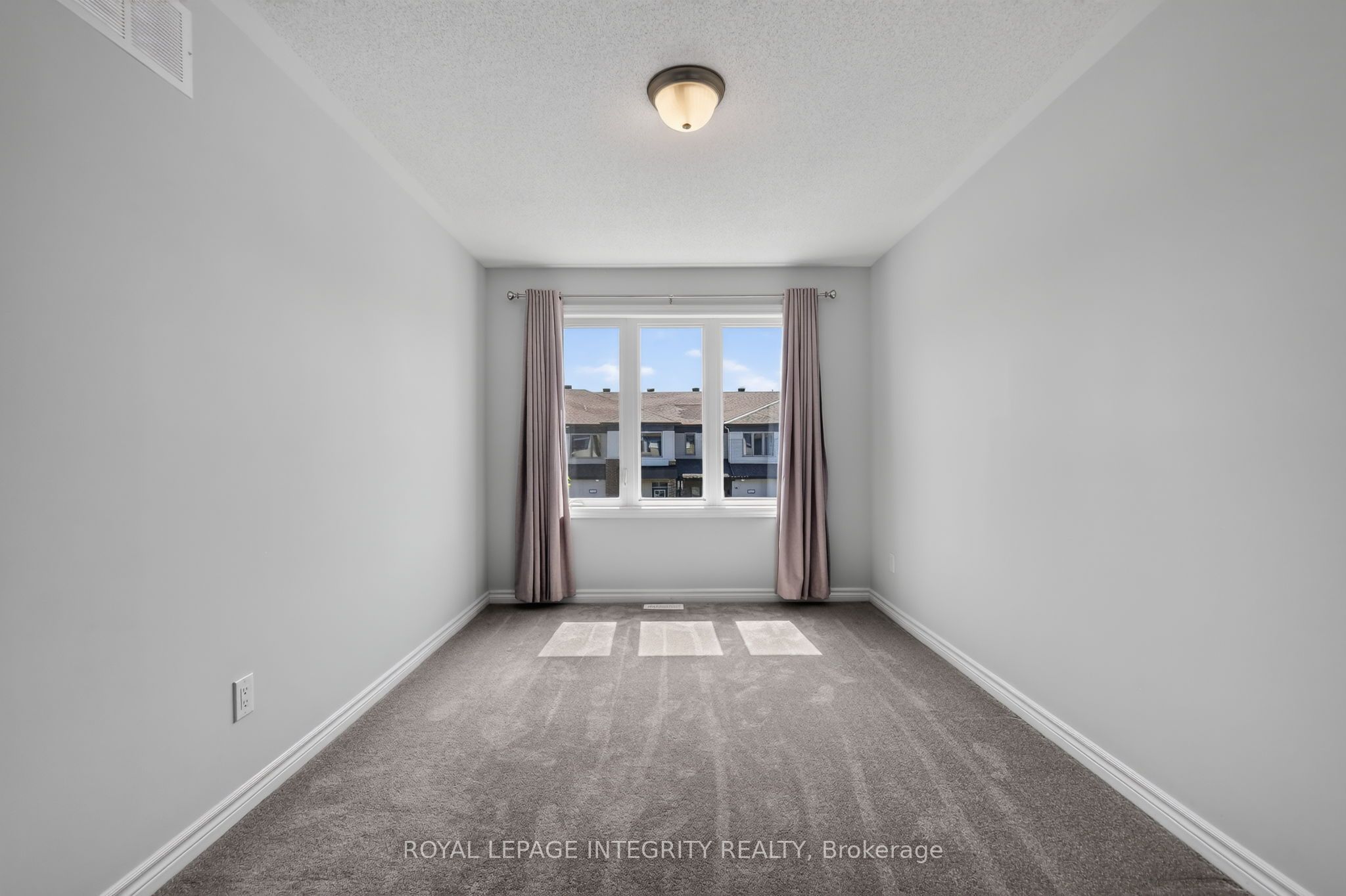129 Umbra Place Property Photo 35