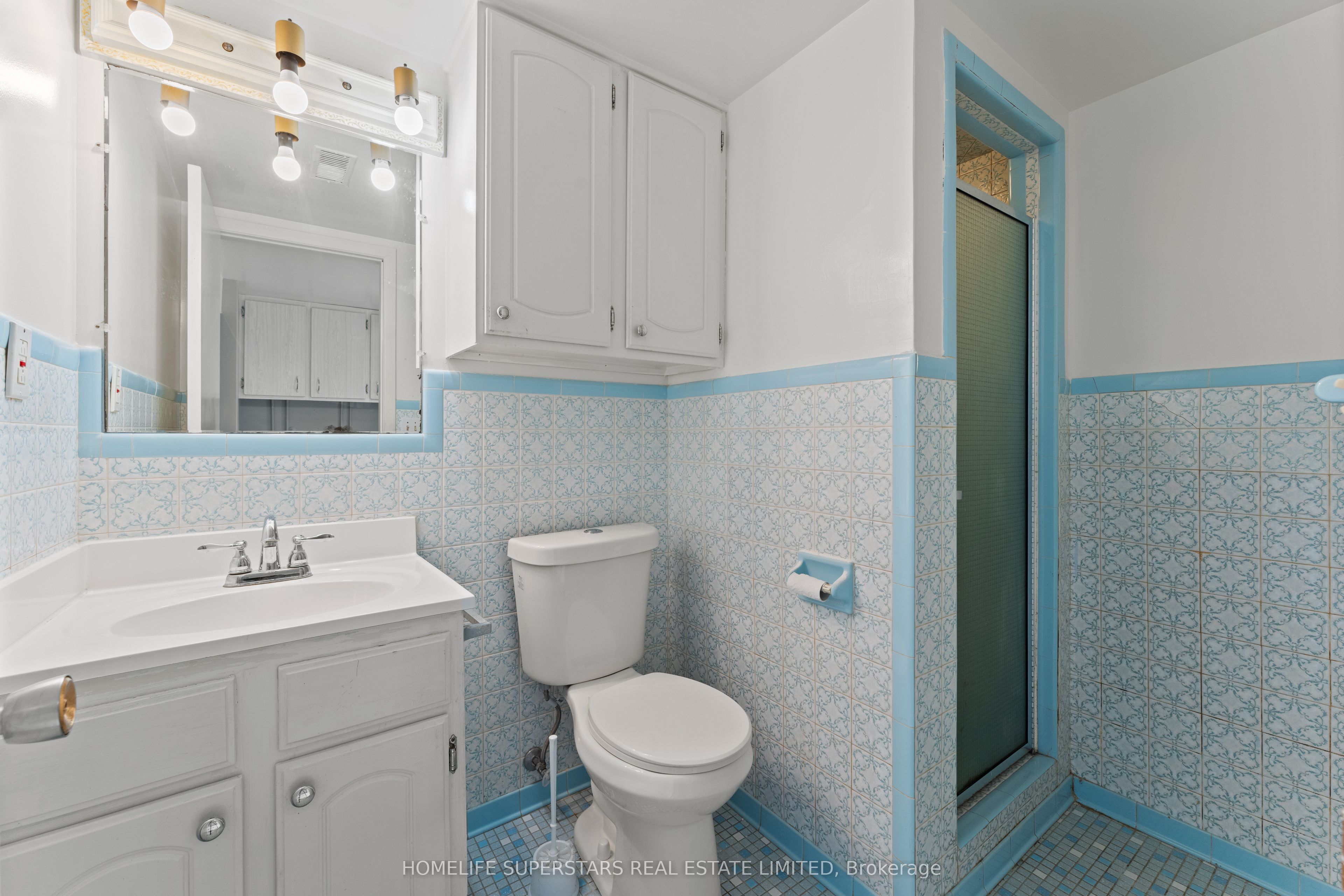 9925 Holly Crescent Property Photo 33