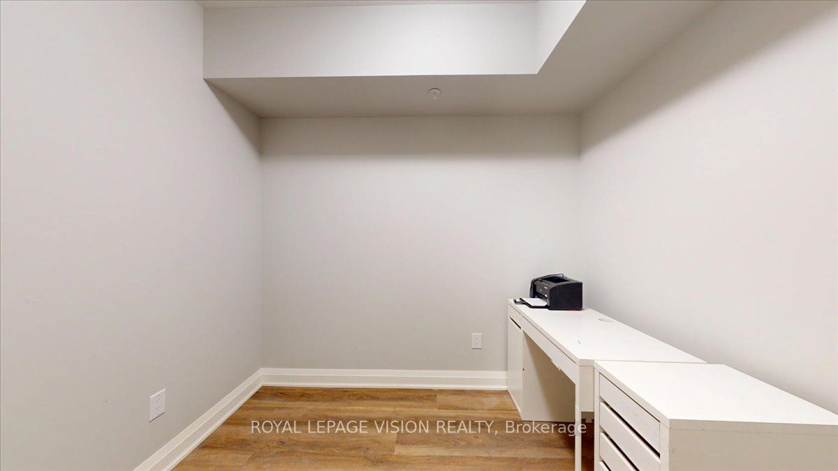 120 Summersides Boulevard 207 Property Photo 25