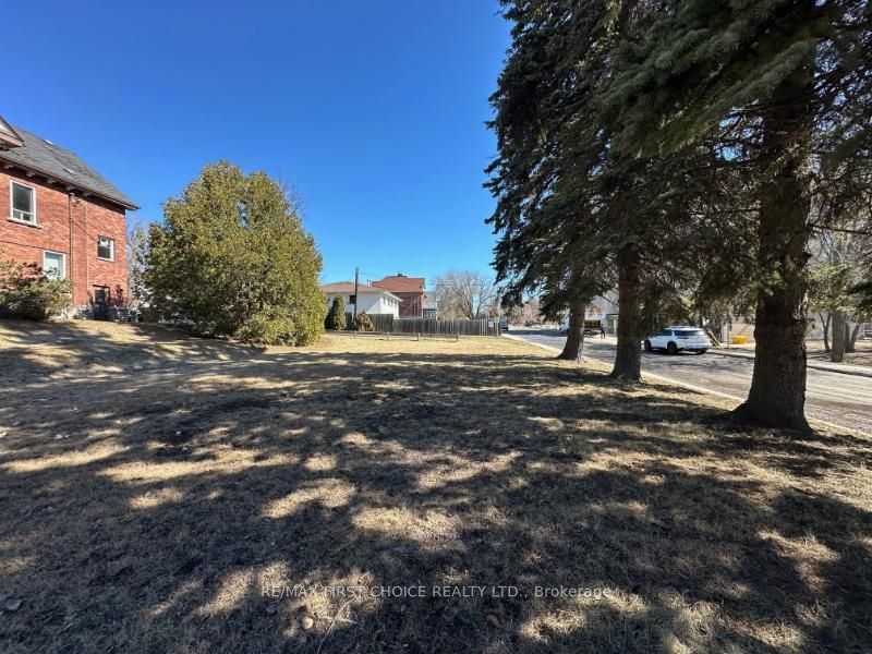 372 PT Red River Road