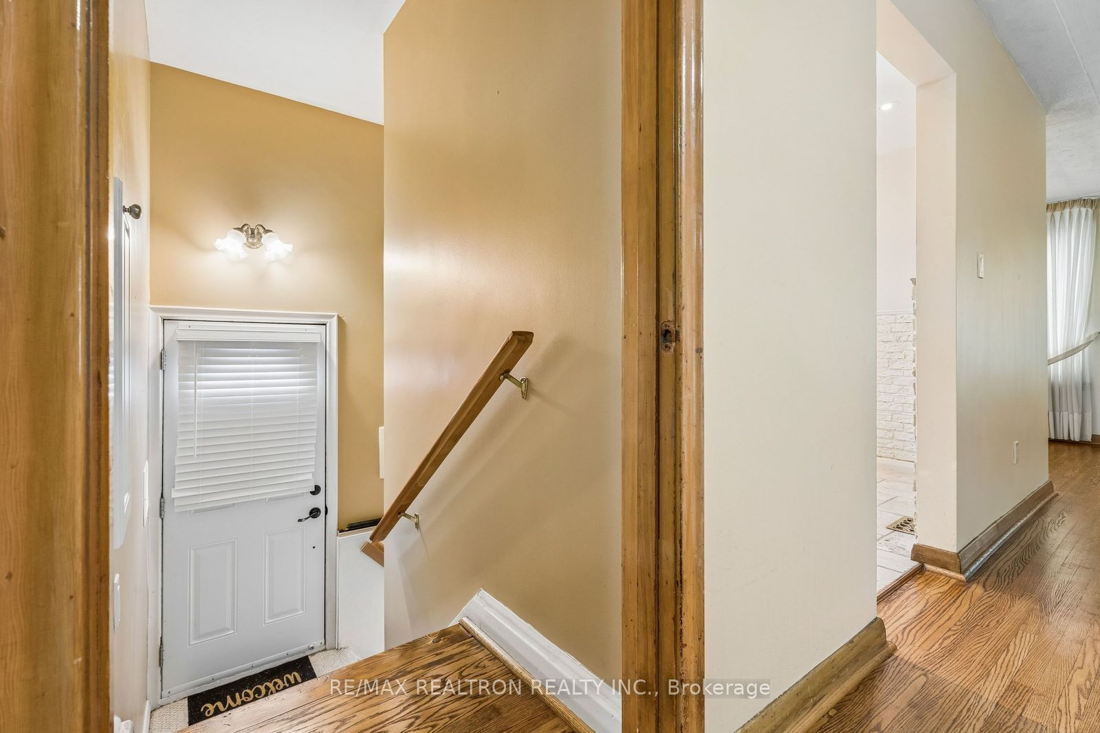 831 Mohawk Road E Property Photo 25