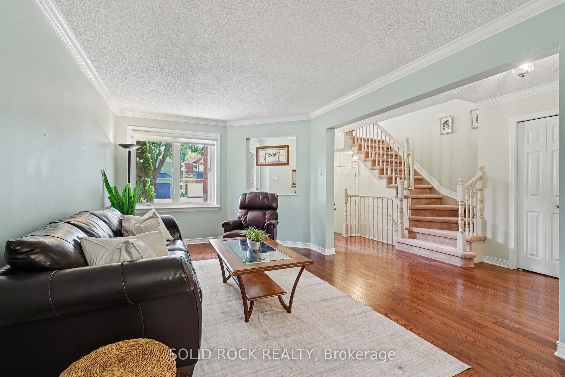 76 Grenadier Way Property Photo 4