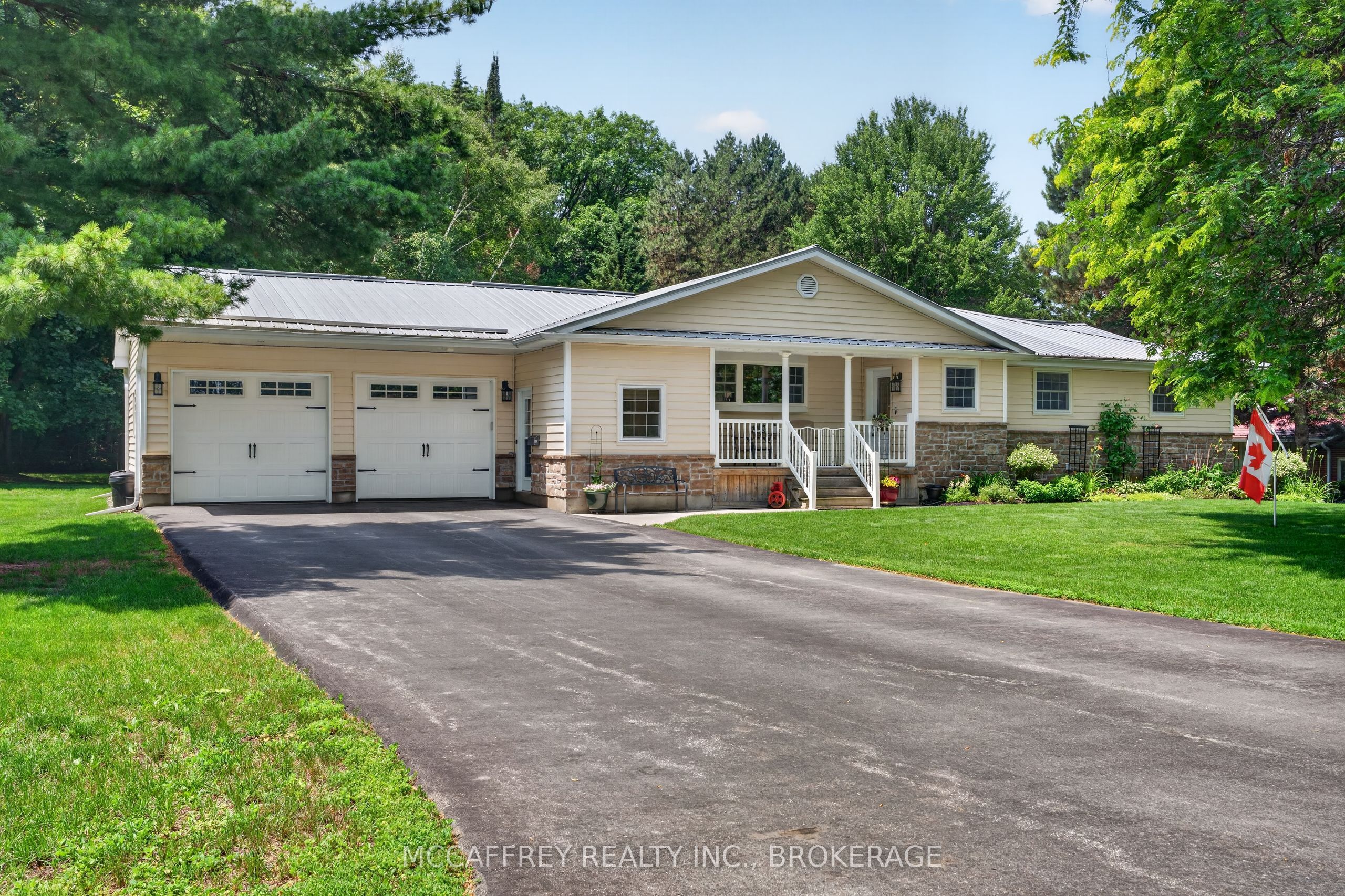 62 Edgewood Drive Property Photo 2