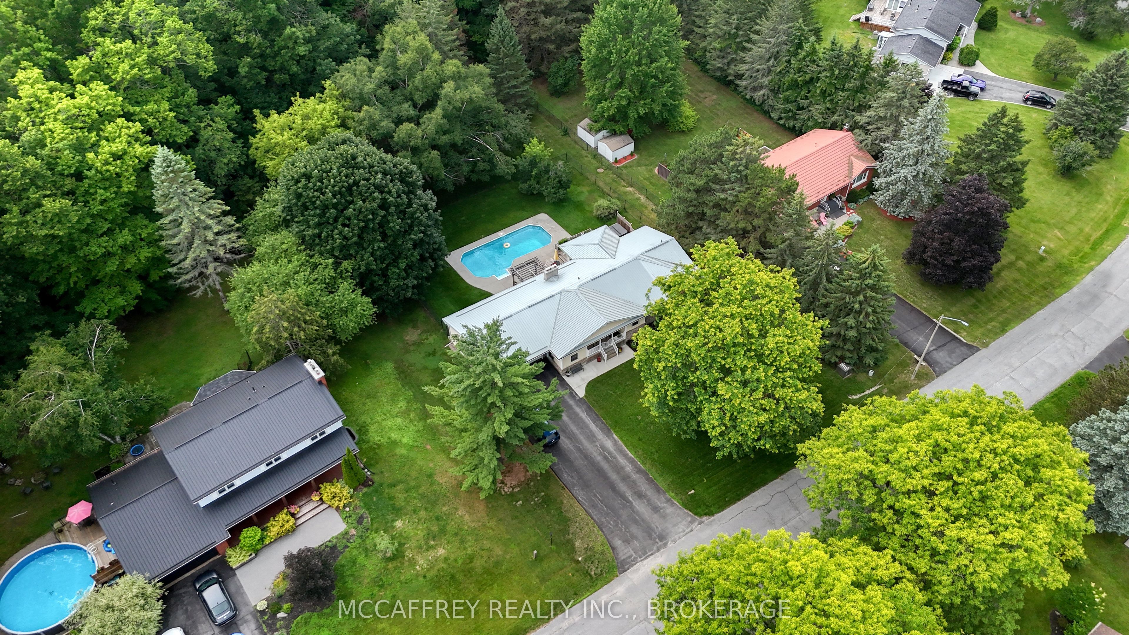62 Edgewood Drive Property Photo 3