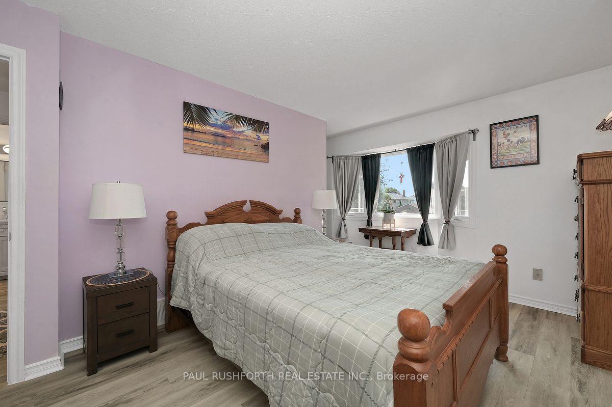289 Kennedy Lane E Property Photo 17