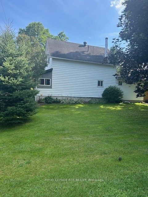 758016 2nd Line E Property Photo 3