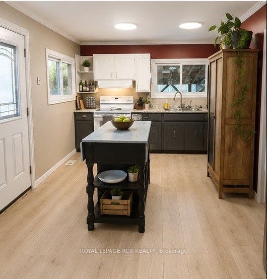 758016 2nd Line E Property Photo 4