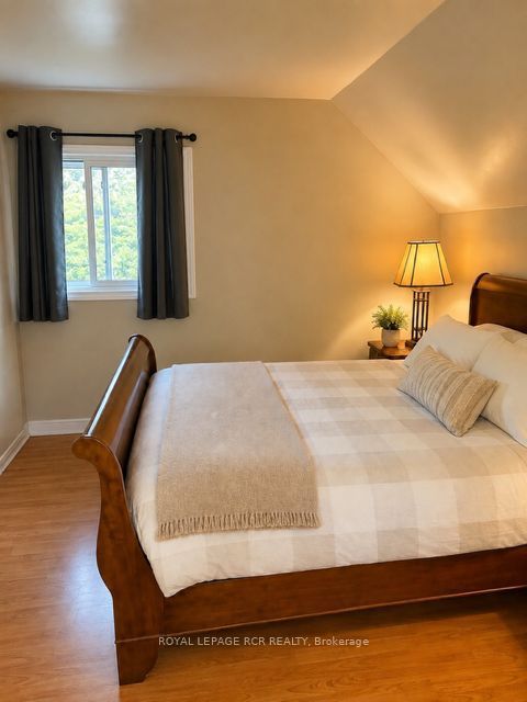 758016 2nd Line E Property Photo 10