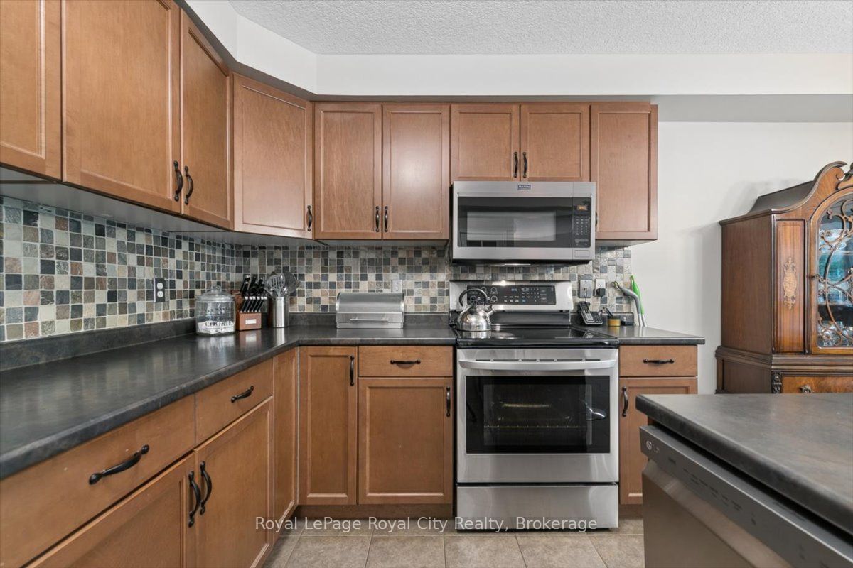 58 Walker Way Property Photo 10