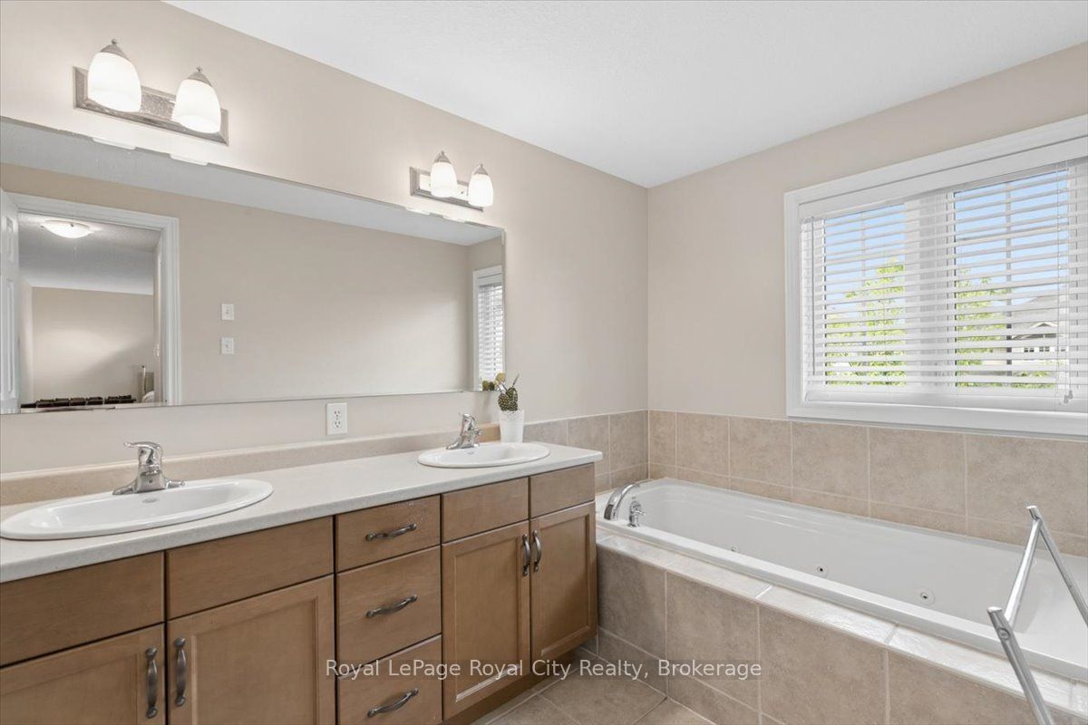 58 Walker Way Property Photo 24