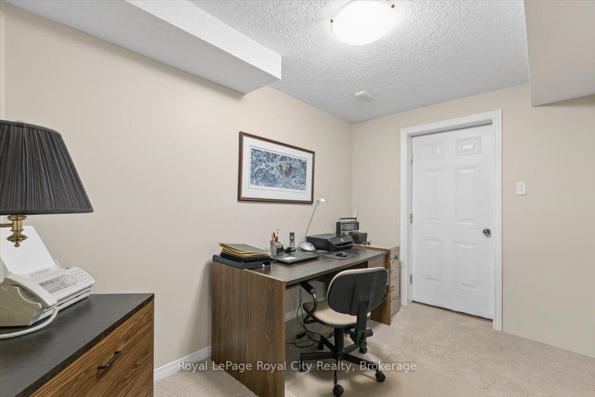 58 Walker Way Property Photo 31