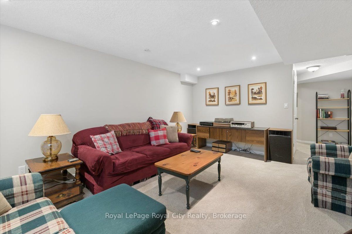 58 Walker Way Property Photo 34