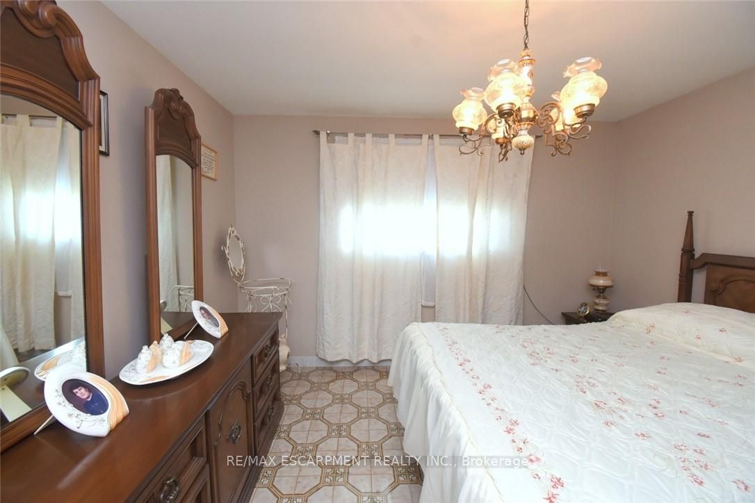 36 Abbington Drive Property Photo 15