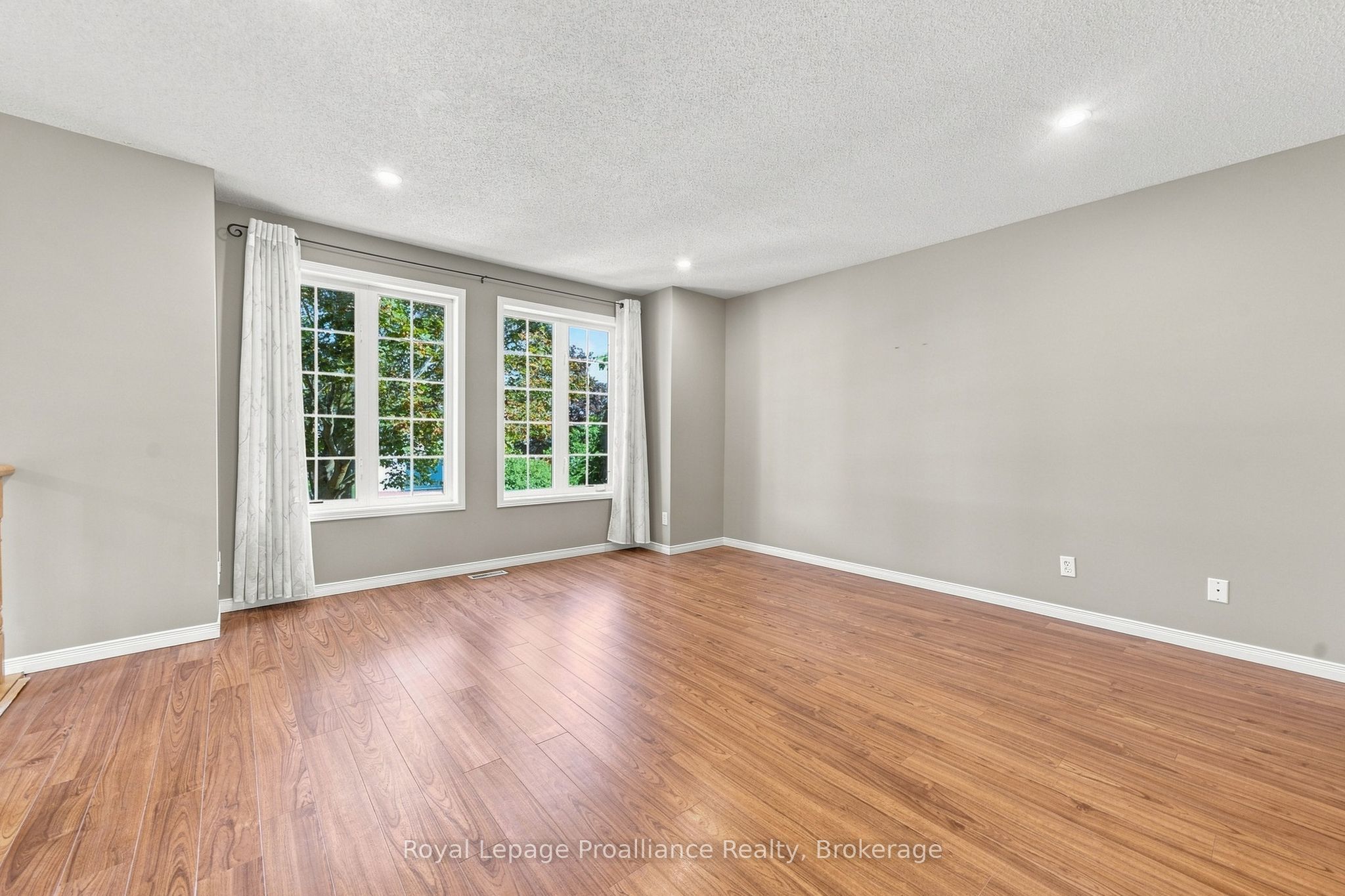 72 Liddle Lane Property Photo 8