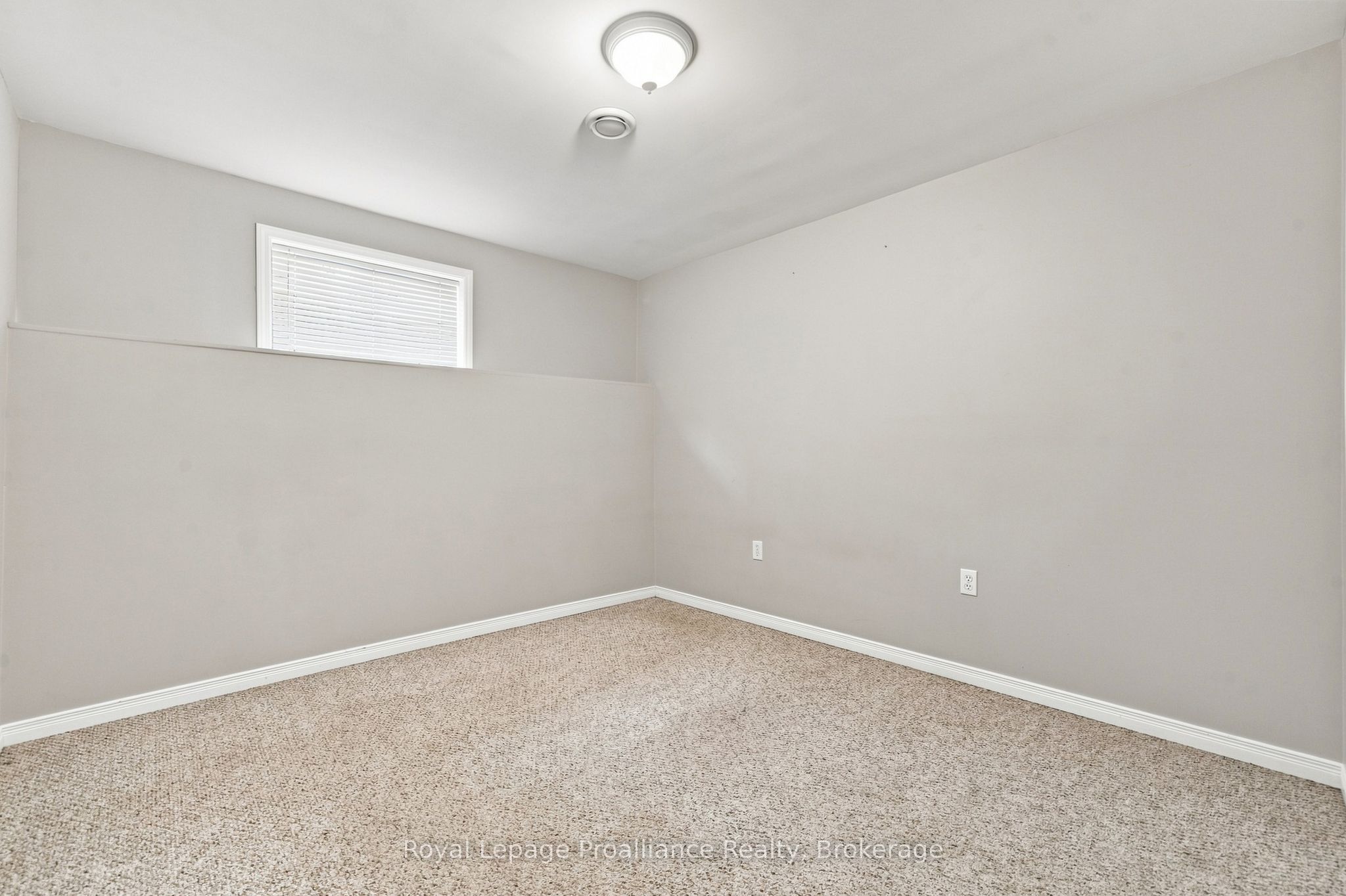 72 Liddle Lane Property Photo 33