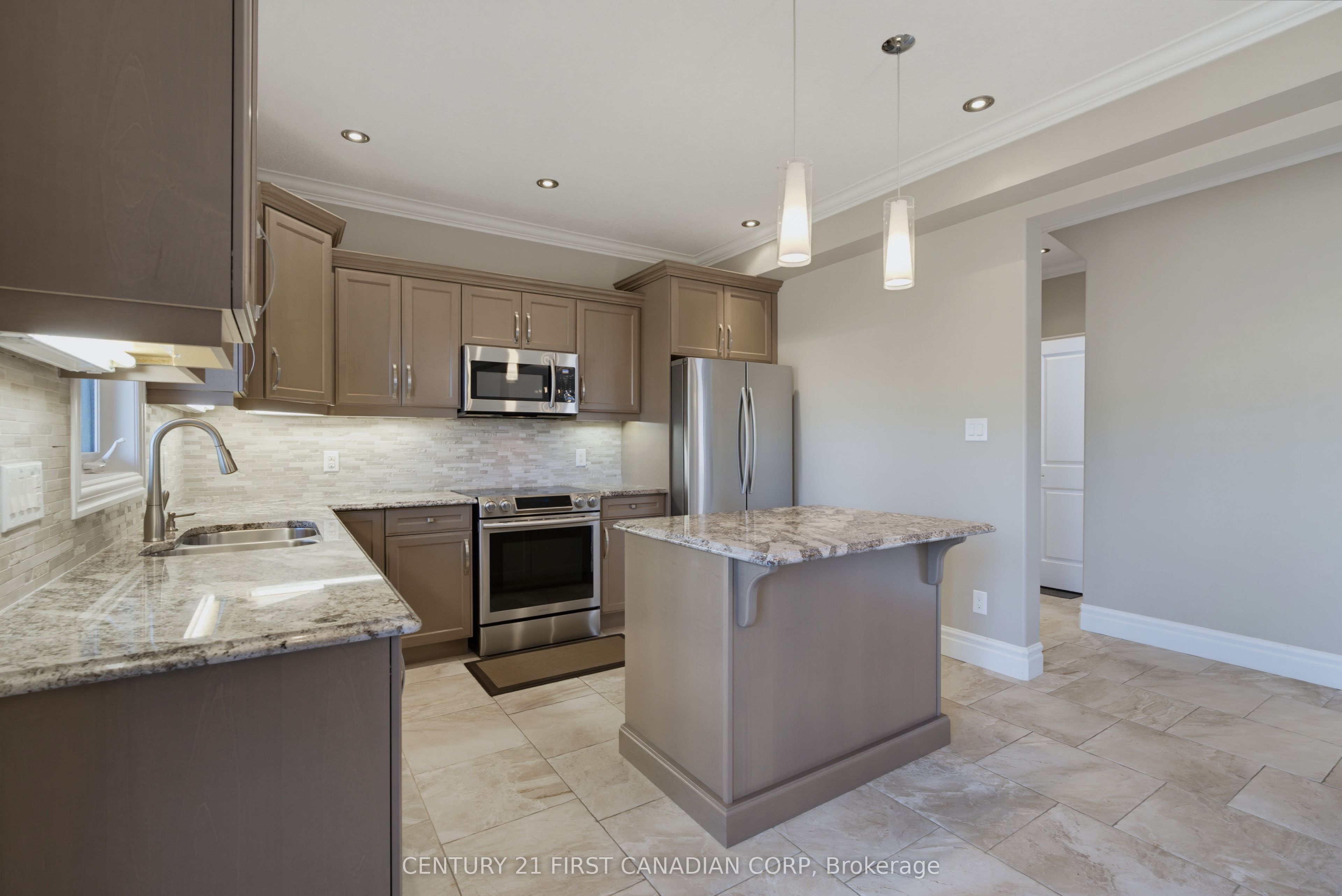 3429 Singleton Avenue Property Photo 15