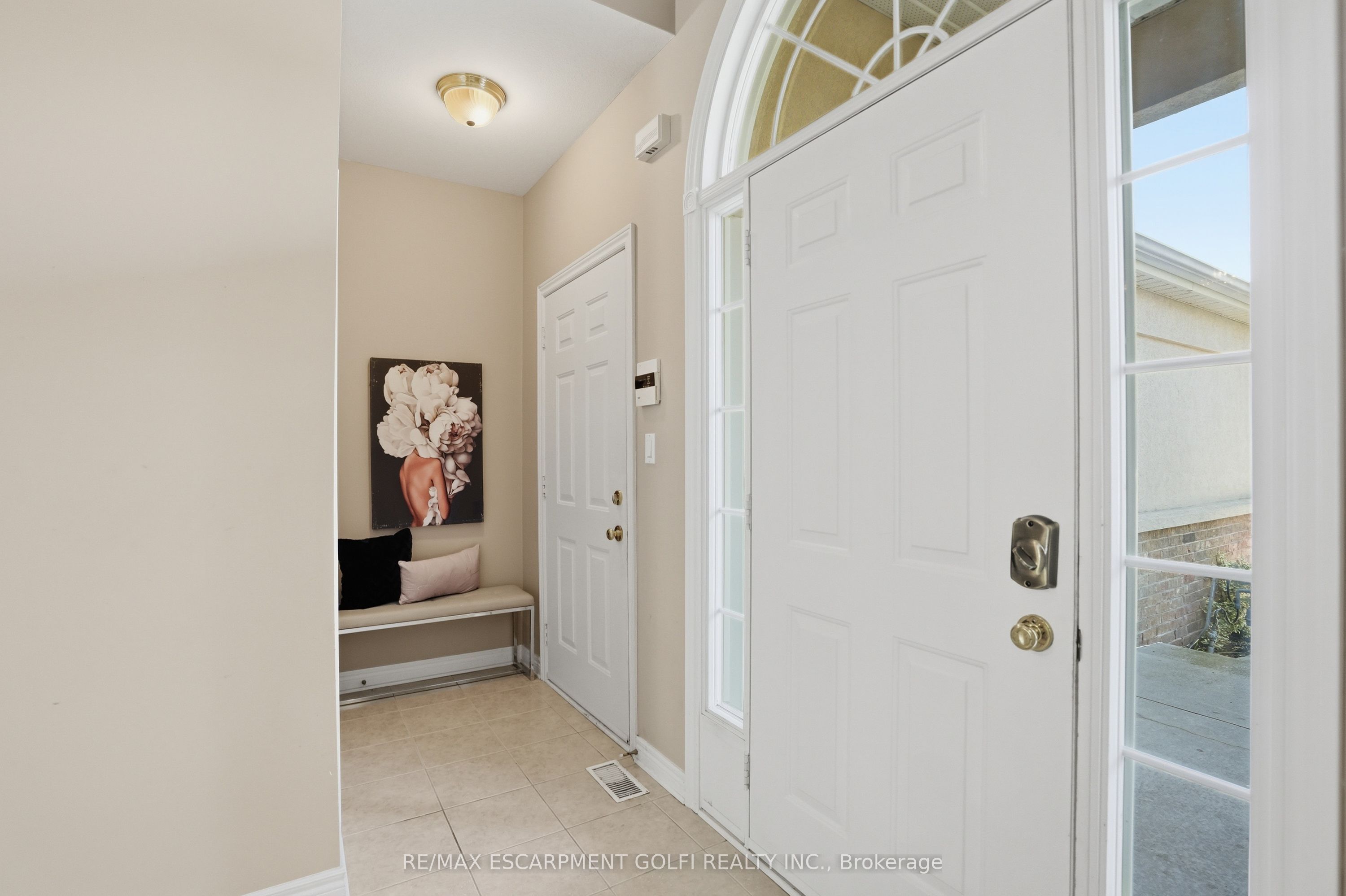 58 Glendale Avenue 12 Property Photo 3