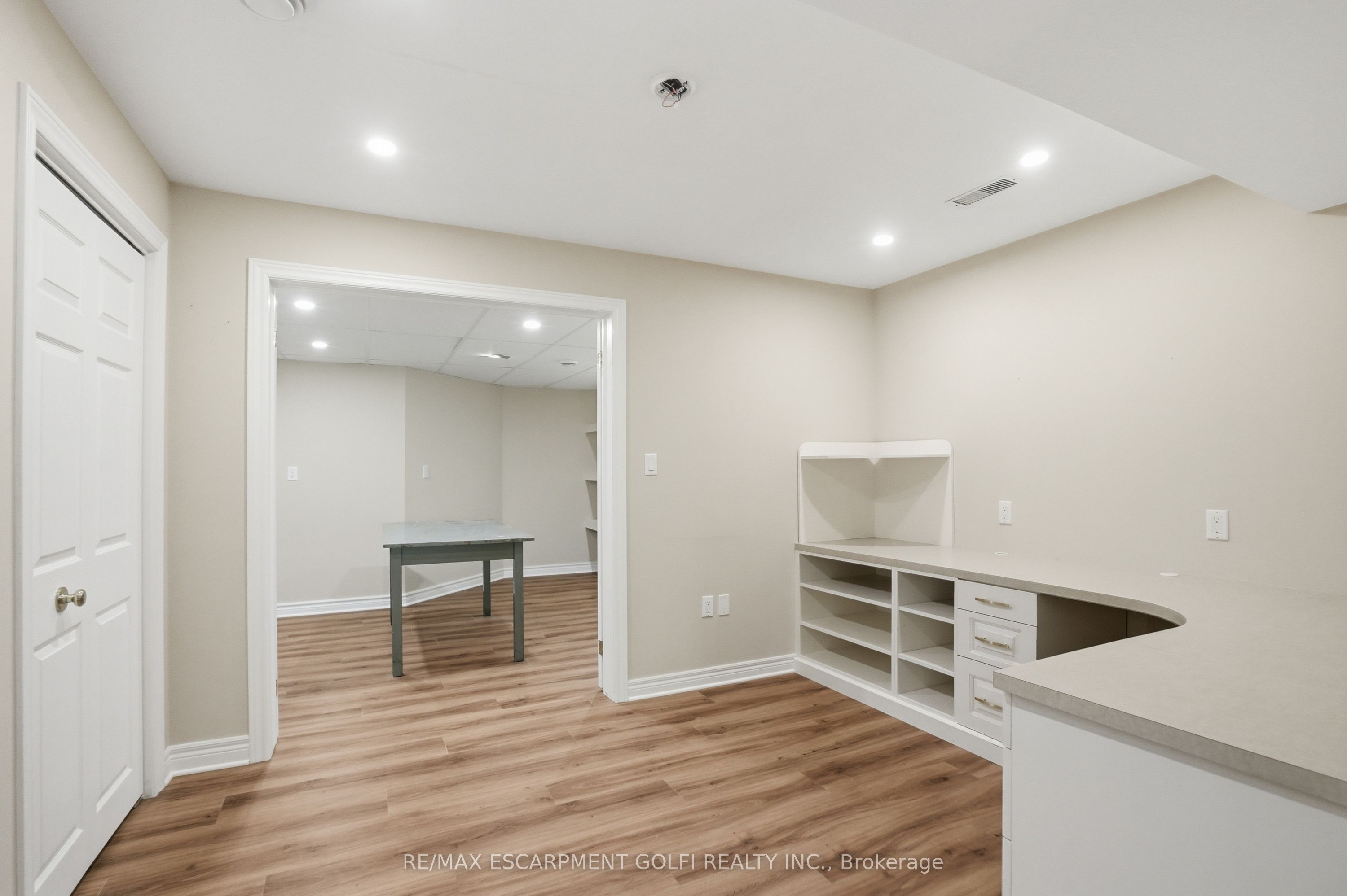 58 Glendale Avenue 12 Property Photo 25