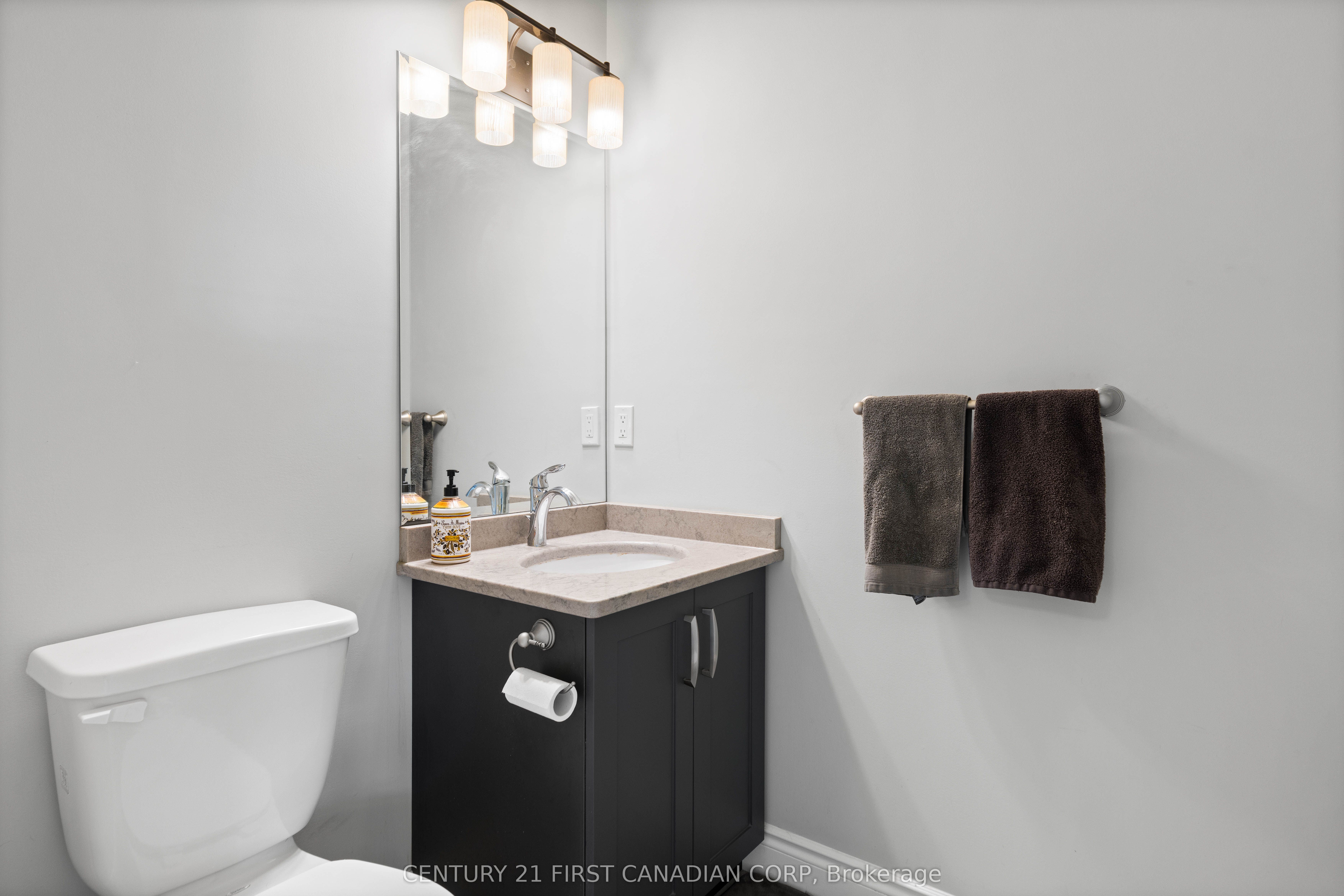 155 Spencer Avenue Property Photo 23