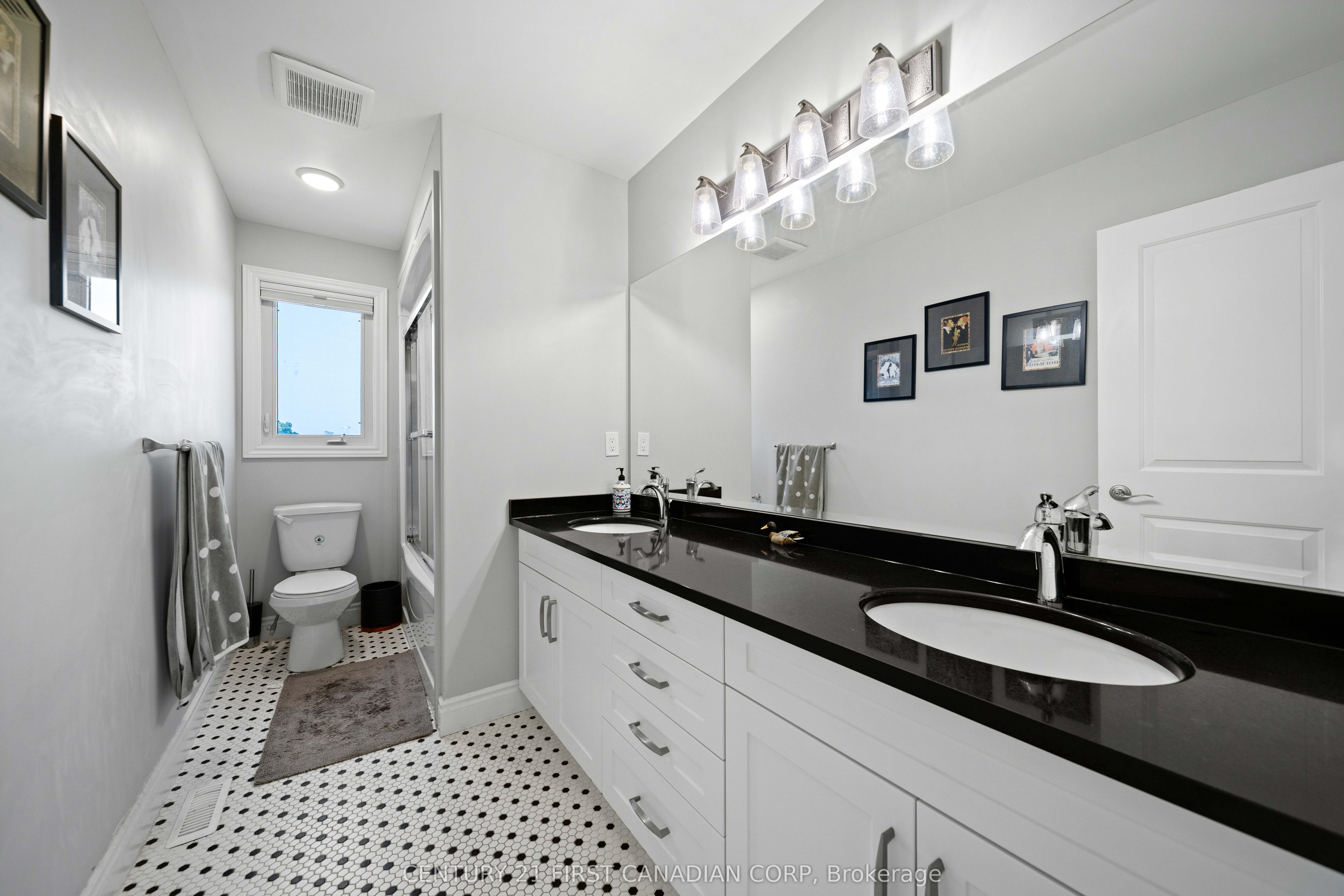 155 Spencer Avenue Property Photo 29