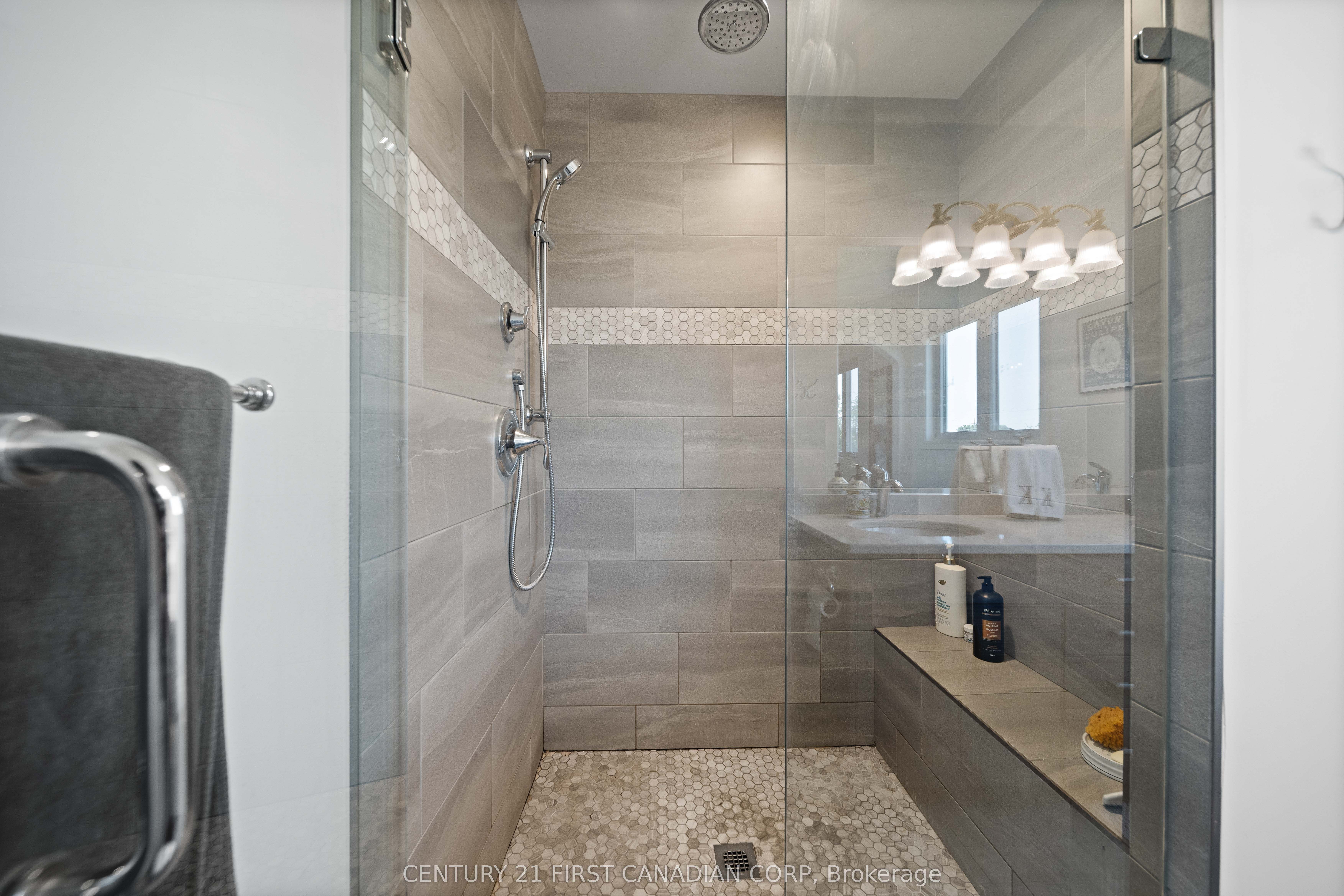 155 Spencer Avenue Property Photo 34