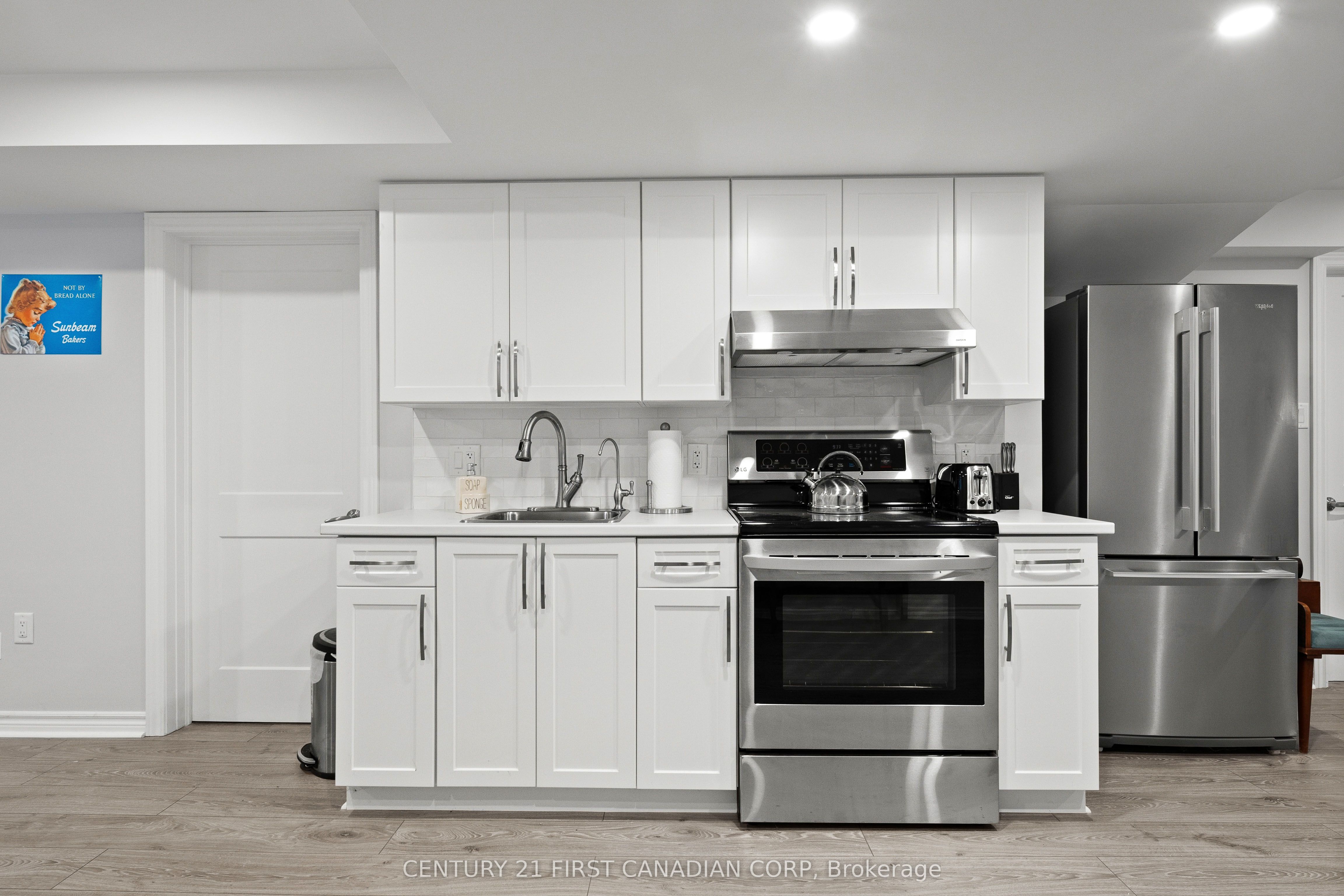 155 Spencer Avenue Property Photo 39