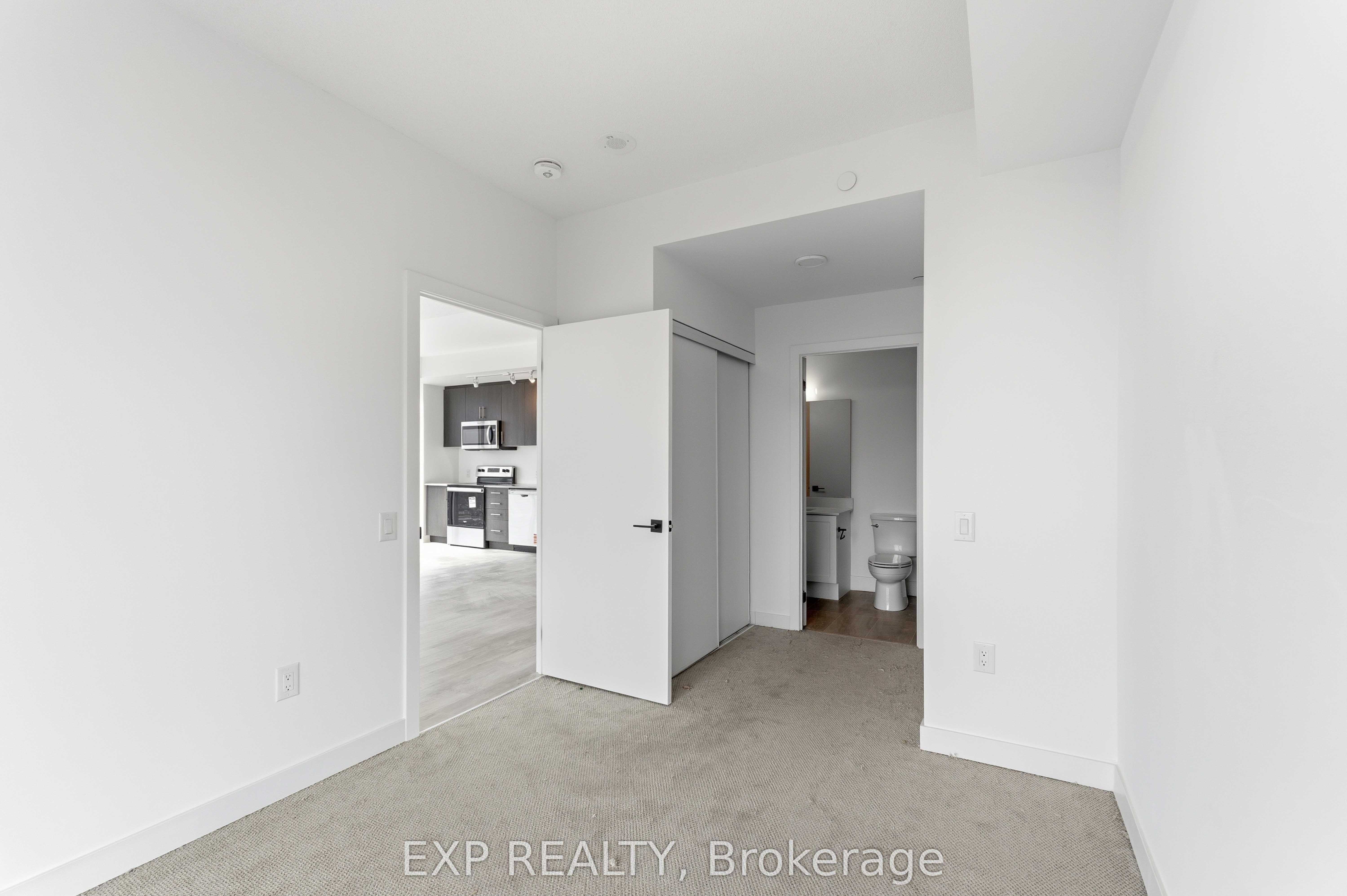 2782 Barton Street E 1406 Property Photo 14