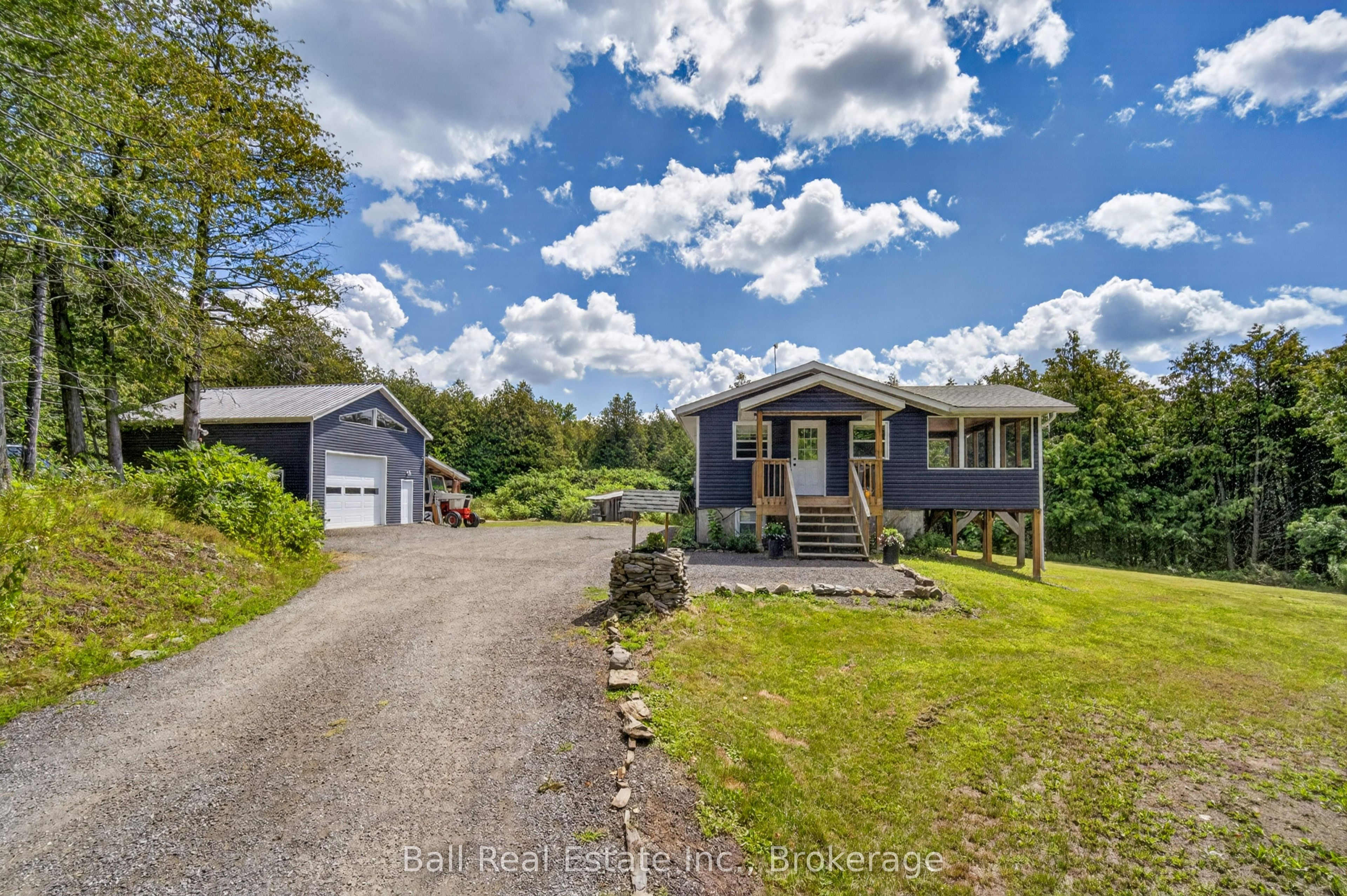 3510 Deloro Road Property Photo 2