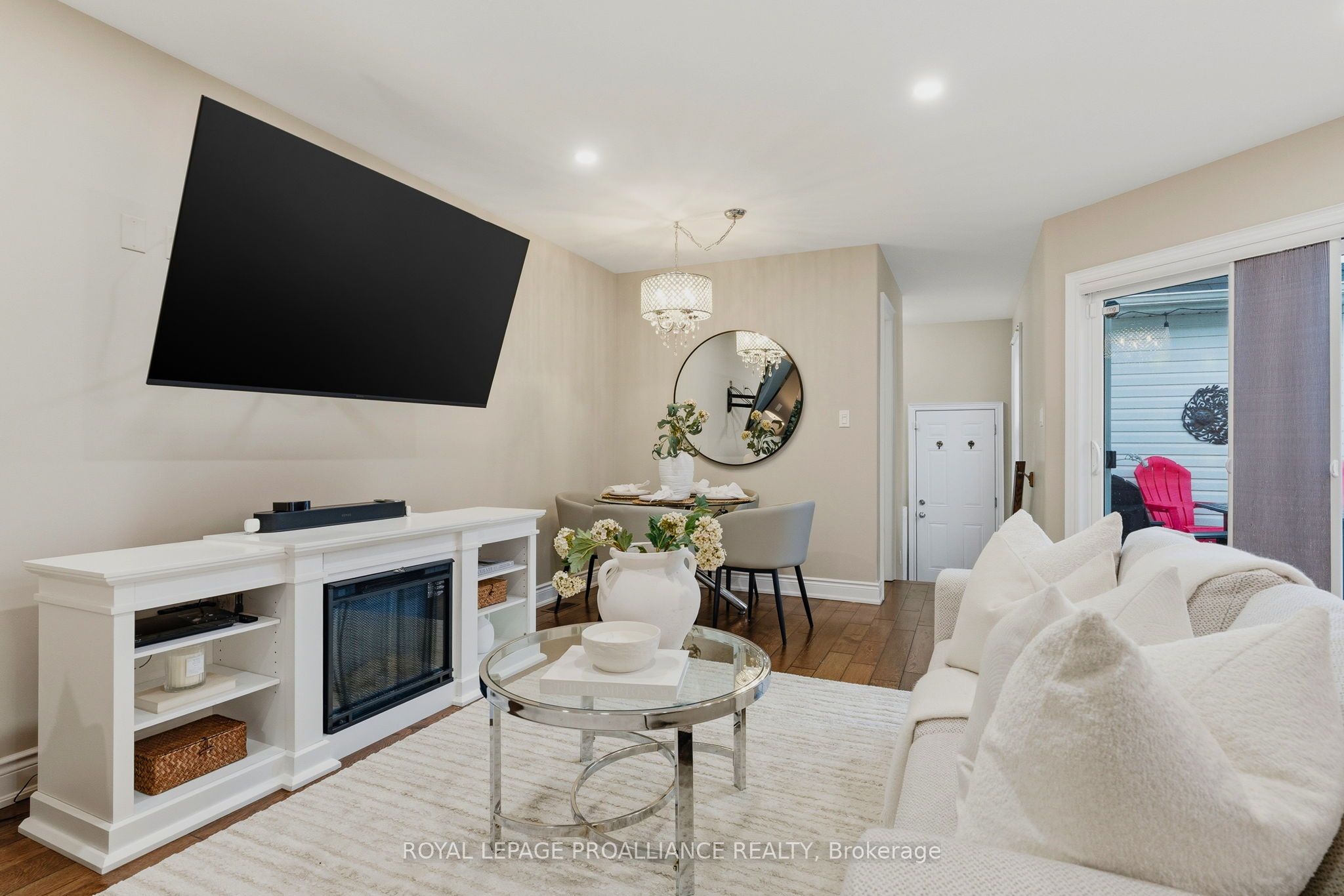 8 Bigwood Crescent Property Photo 6