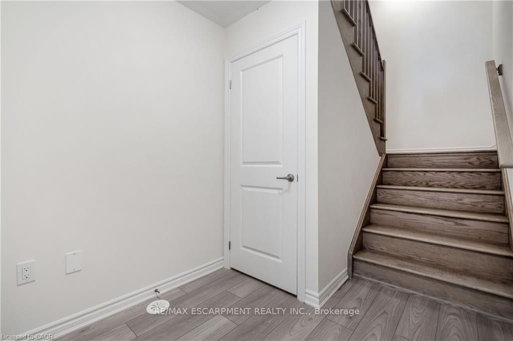 305 Garner Road 39 Property Photo 5