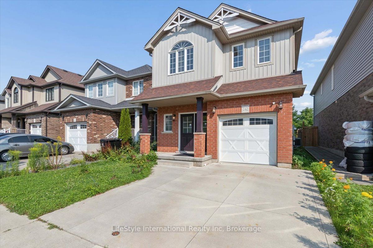 242 Moorlands Crescent S Property Photo 2