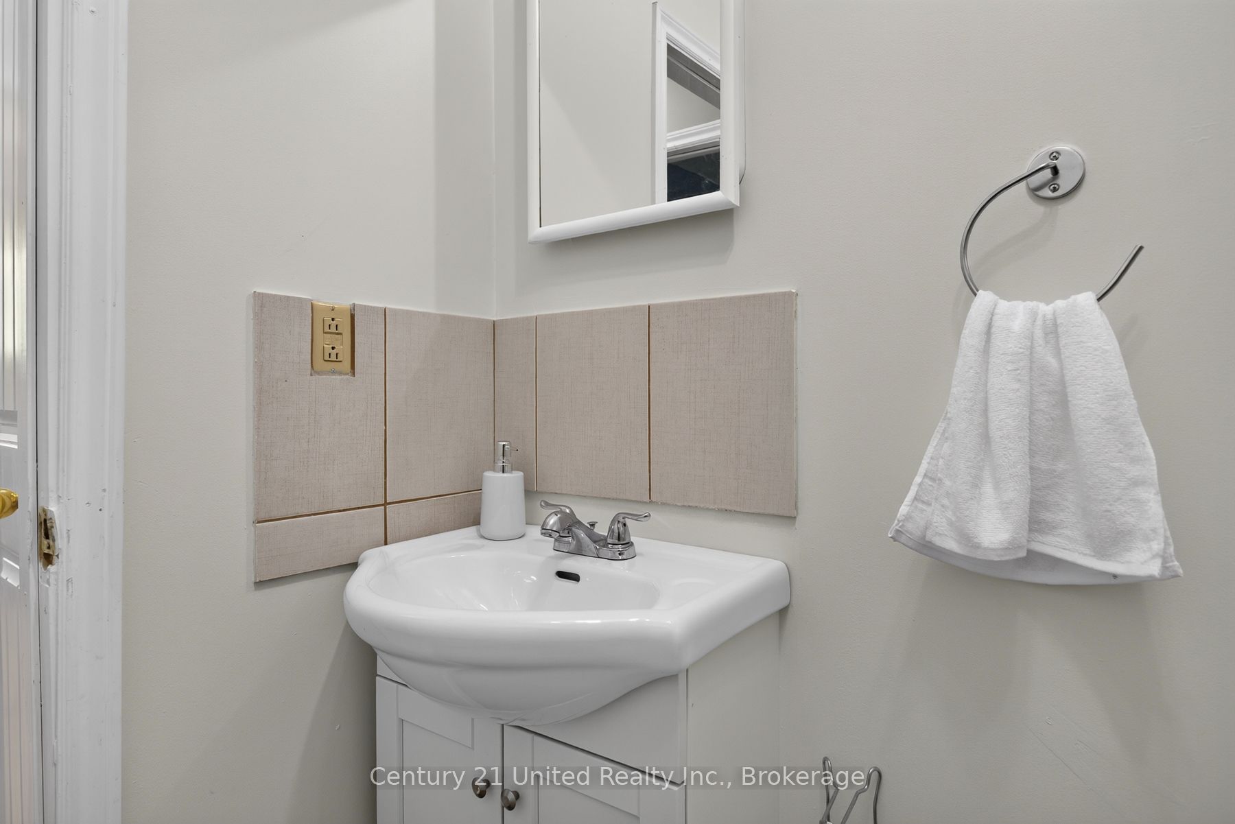 4092 Highway 620 Property Photo 17