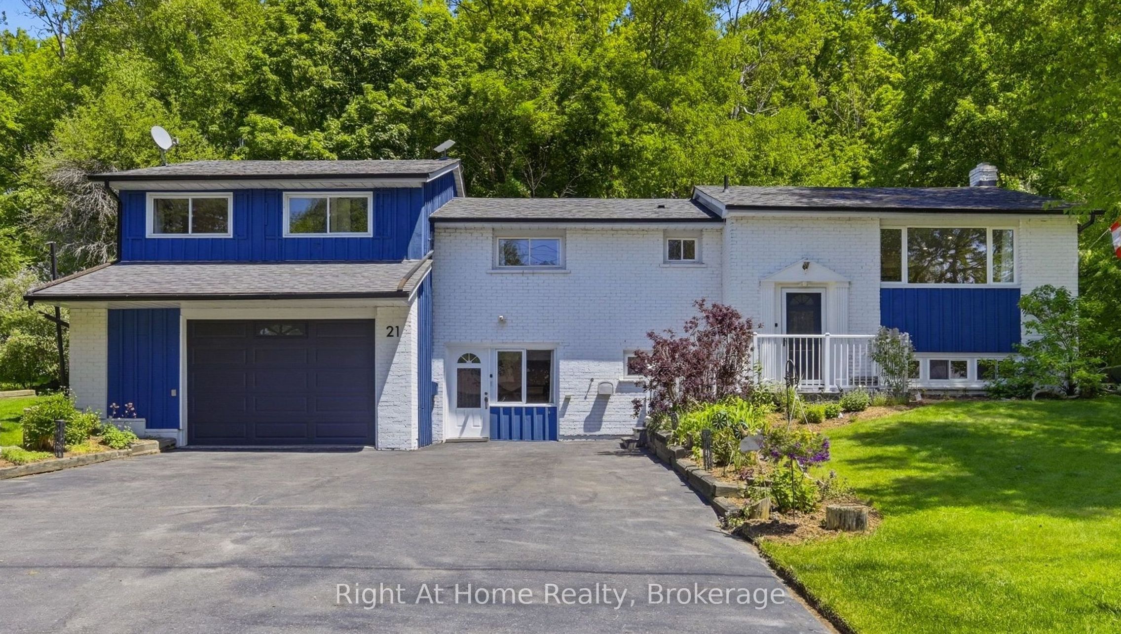 21 Nonquon Drive Property Photo 1