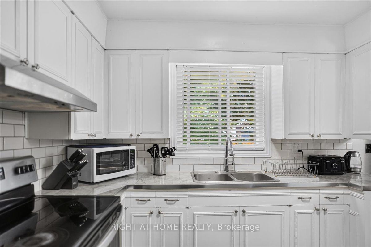 43 Monarch Park Drive Property Photo 6