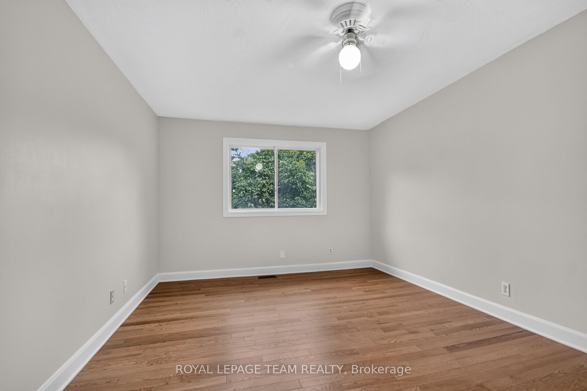 85 Glen Park Drive Property Photo 32