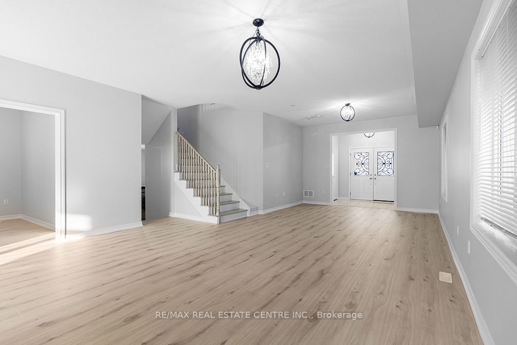 105 Werry Avenue Property Photo 9