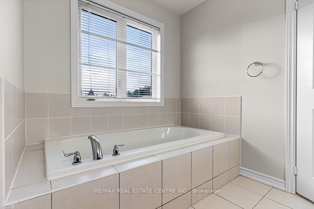 105 Werry Avenue Property Photo 31