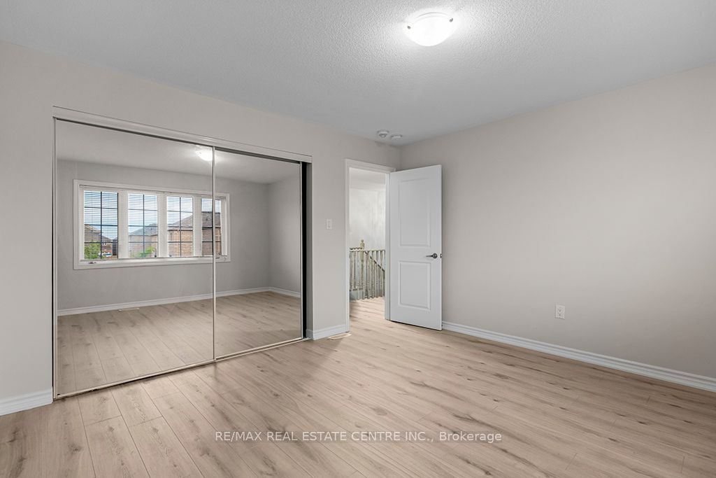 105 Werry Avenue Property Photo 38