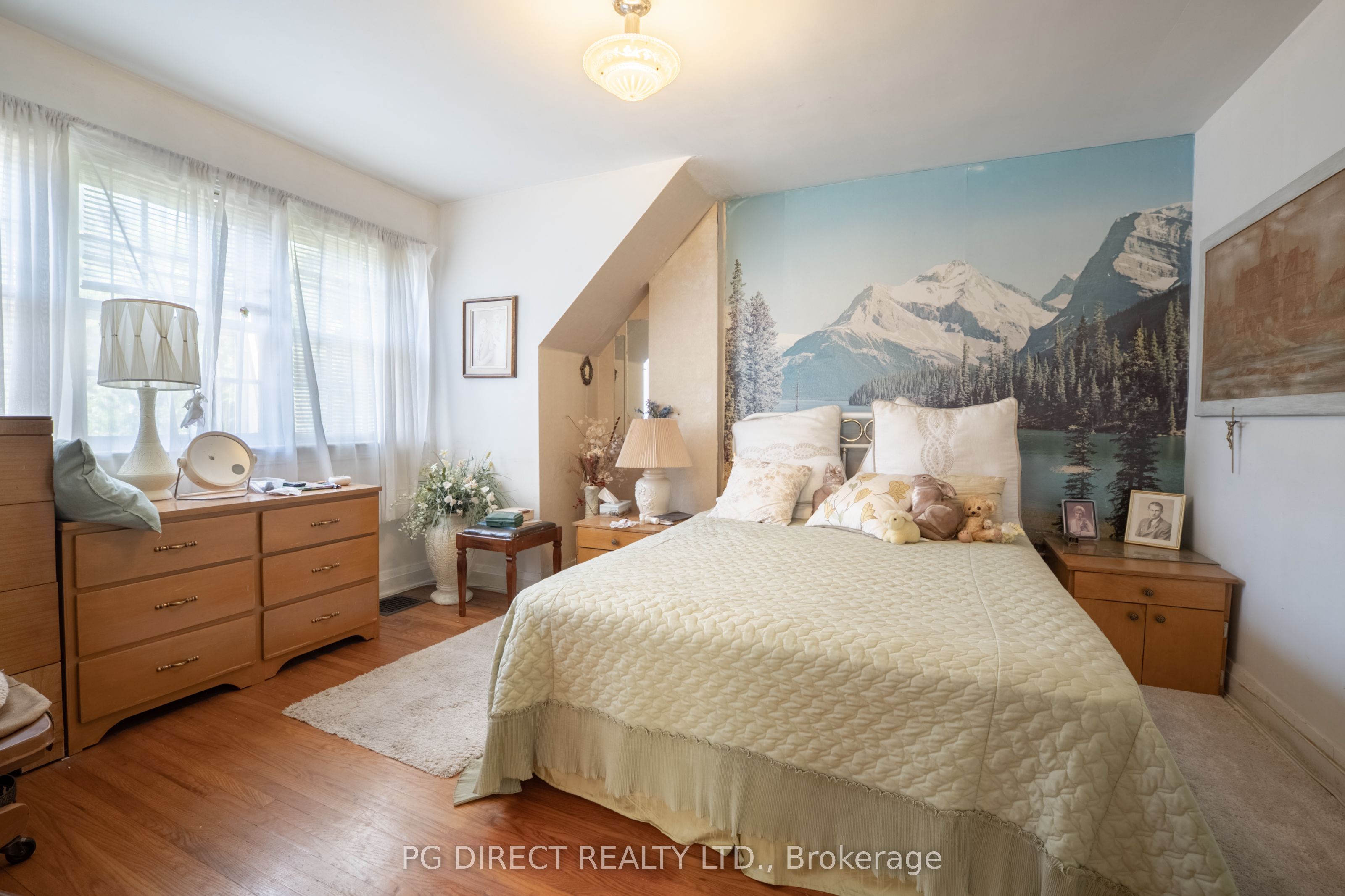 8 Sanders Boulevard Property Photo 14
