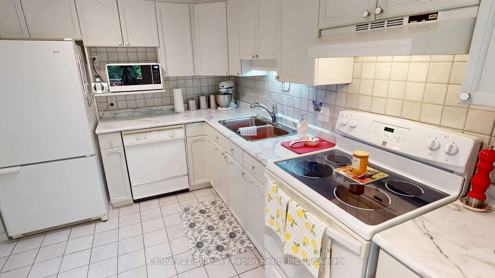 634 Tackaberry Drive Property Photo 10