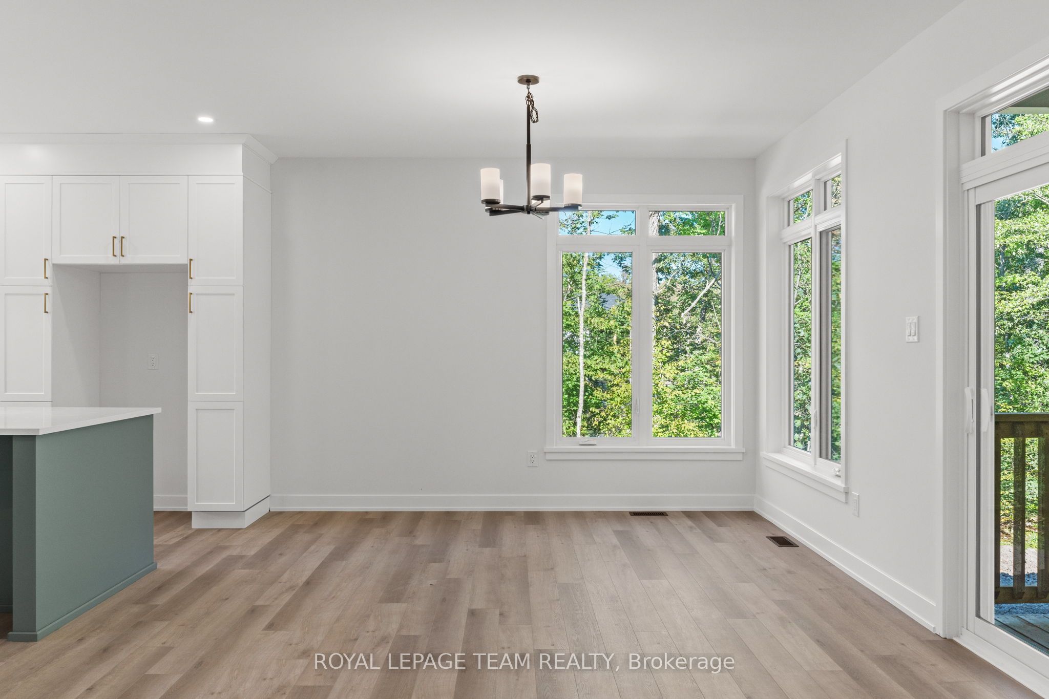 101 Alcock Drive Property Photo 11