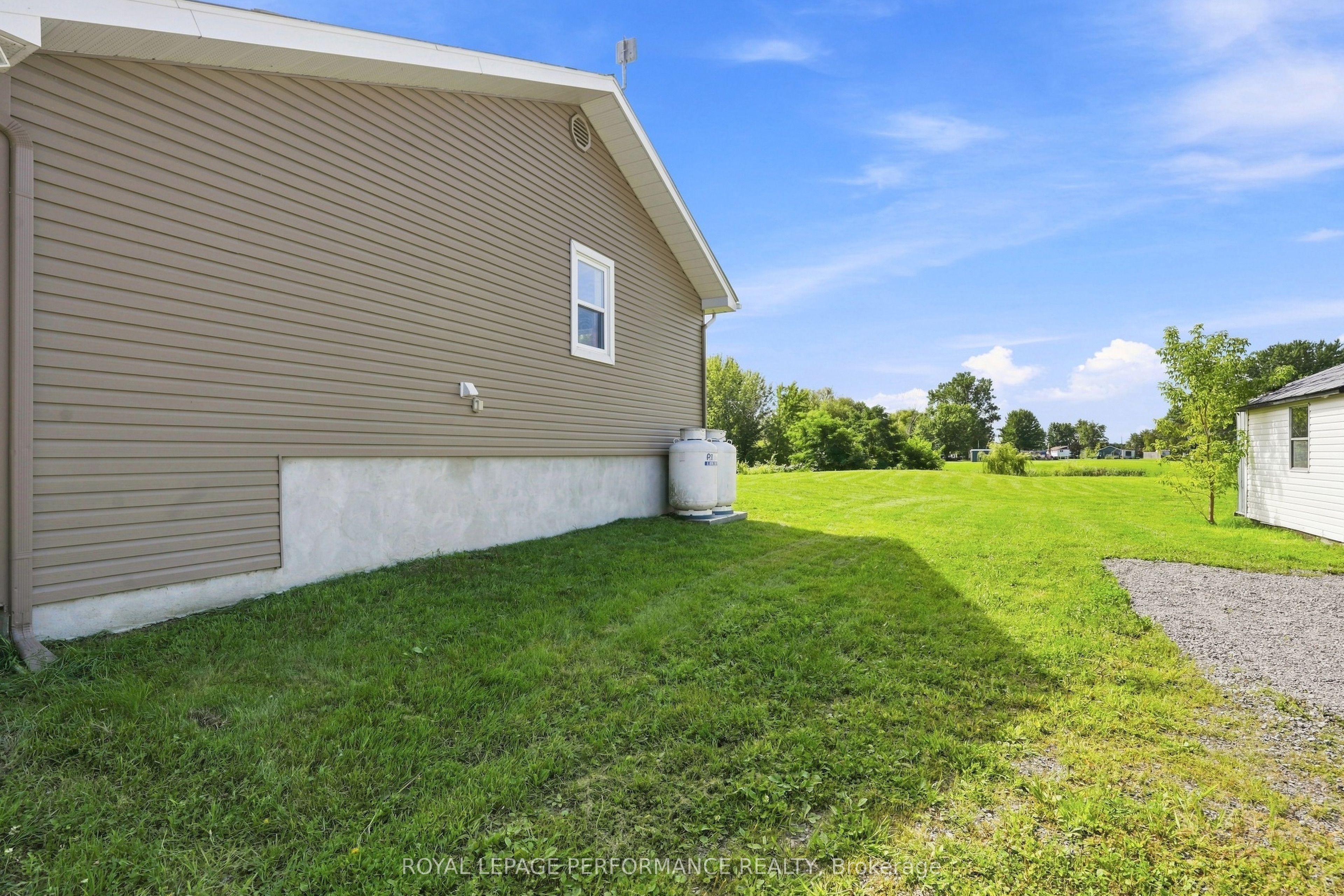 2971 Chartrand Street Property Photo 27