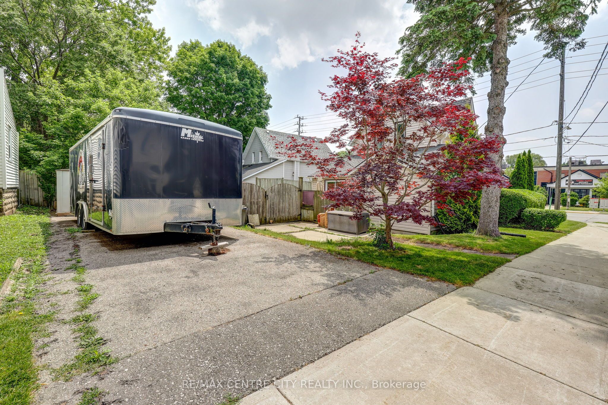 169 Wellington Street Property Photo 7