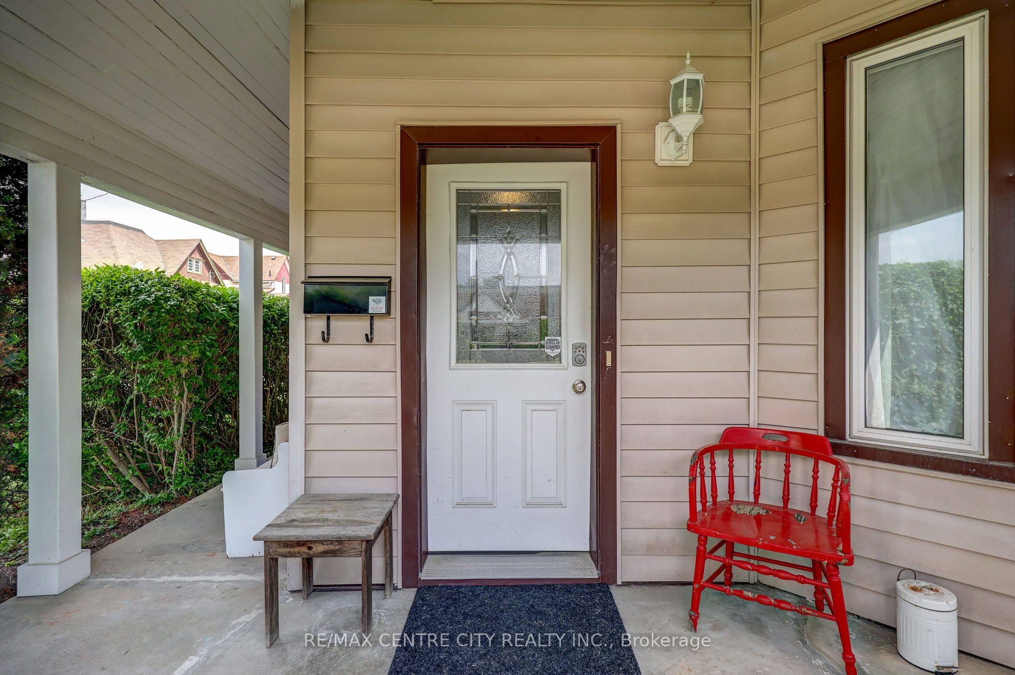 169 Wellington Street Property Photo 9