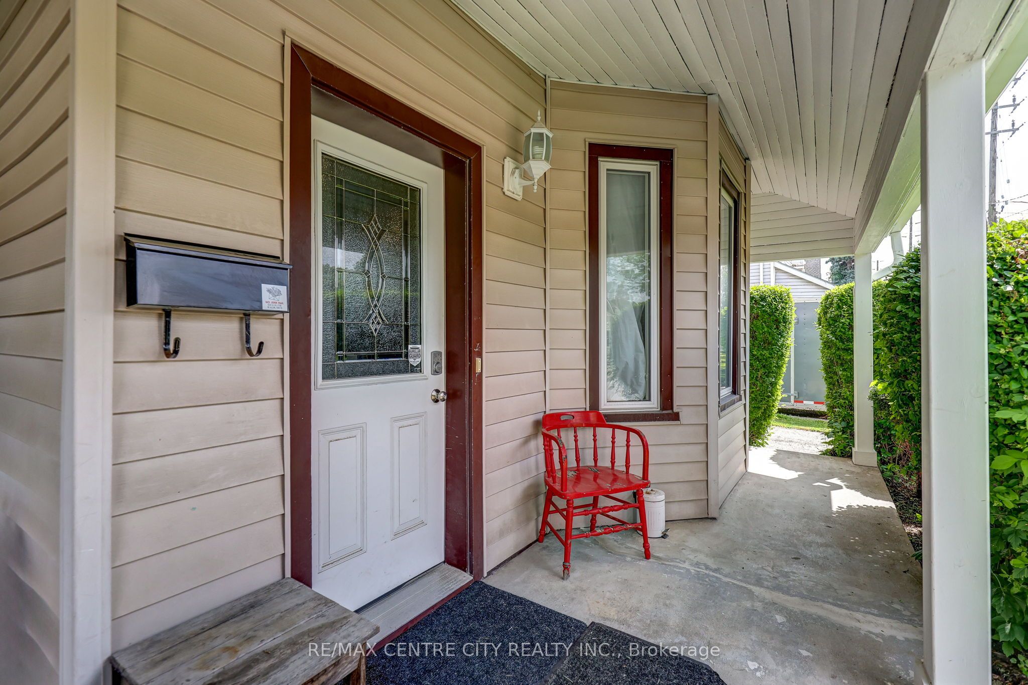 169 Wellington Street Property Photo 10