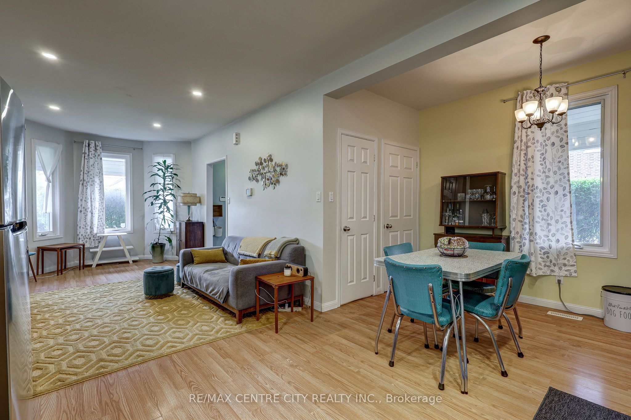 169 Wellington Street Property Photo 26