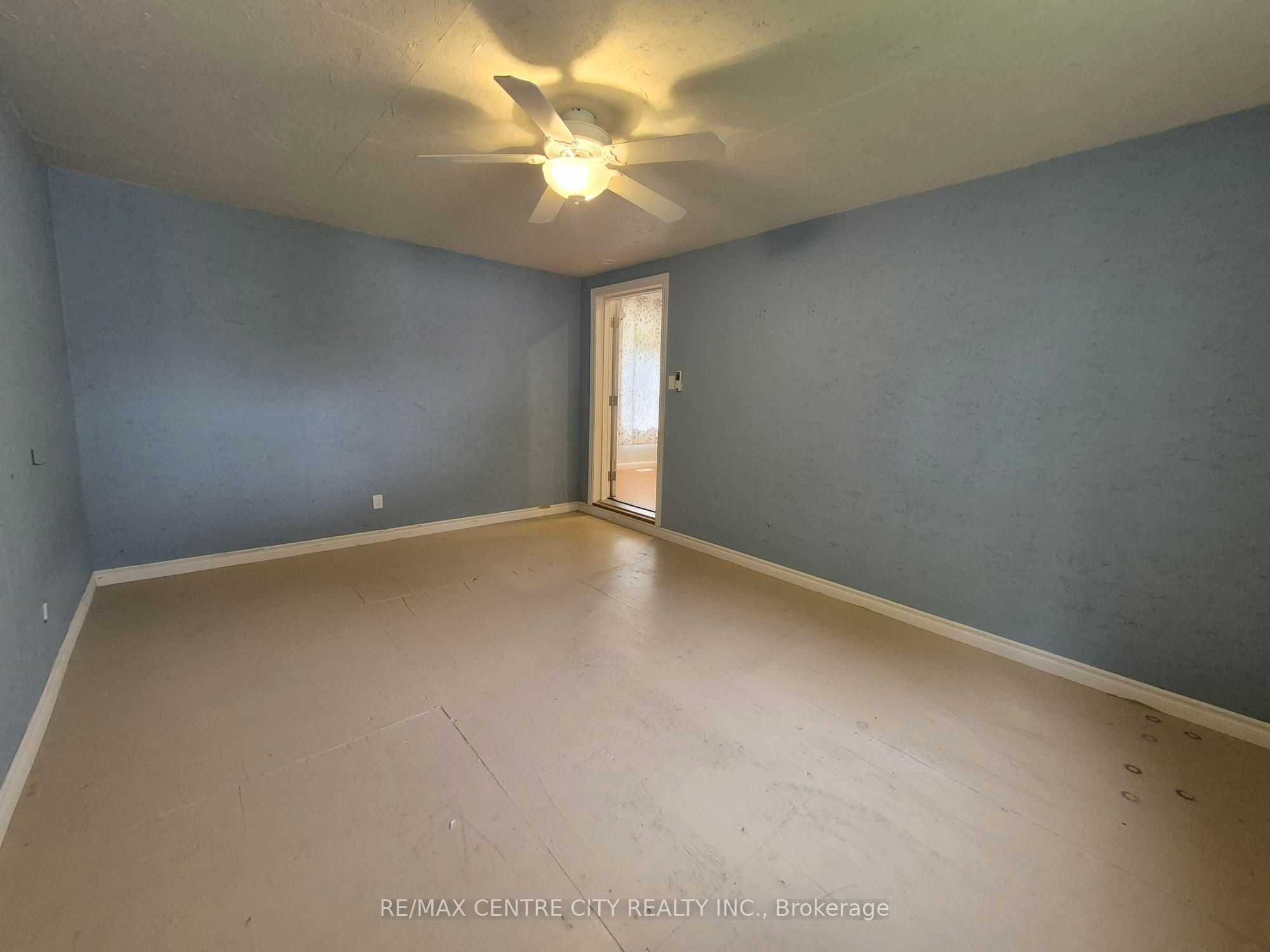 169 Wellington Street Property Photo 31