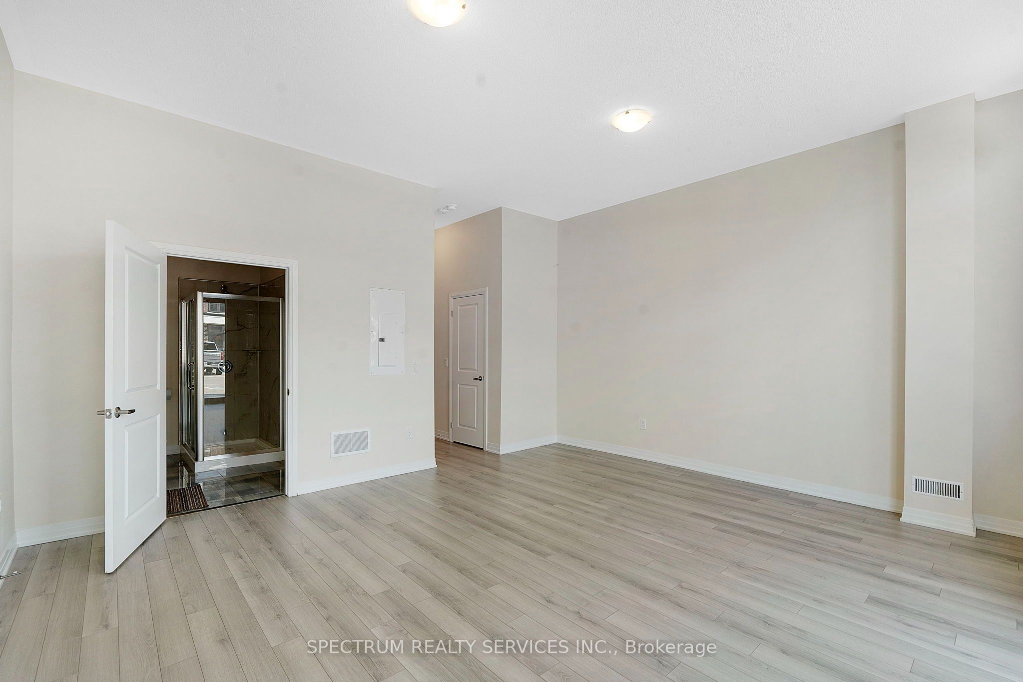 585 Colborne Street E 108 Property Photo 13