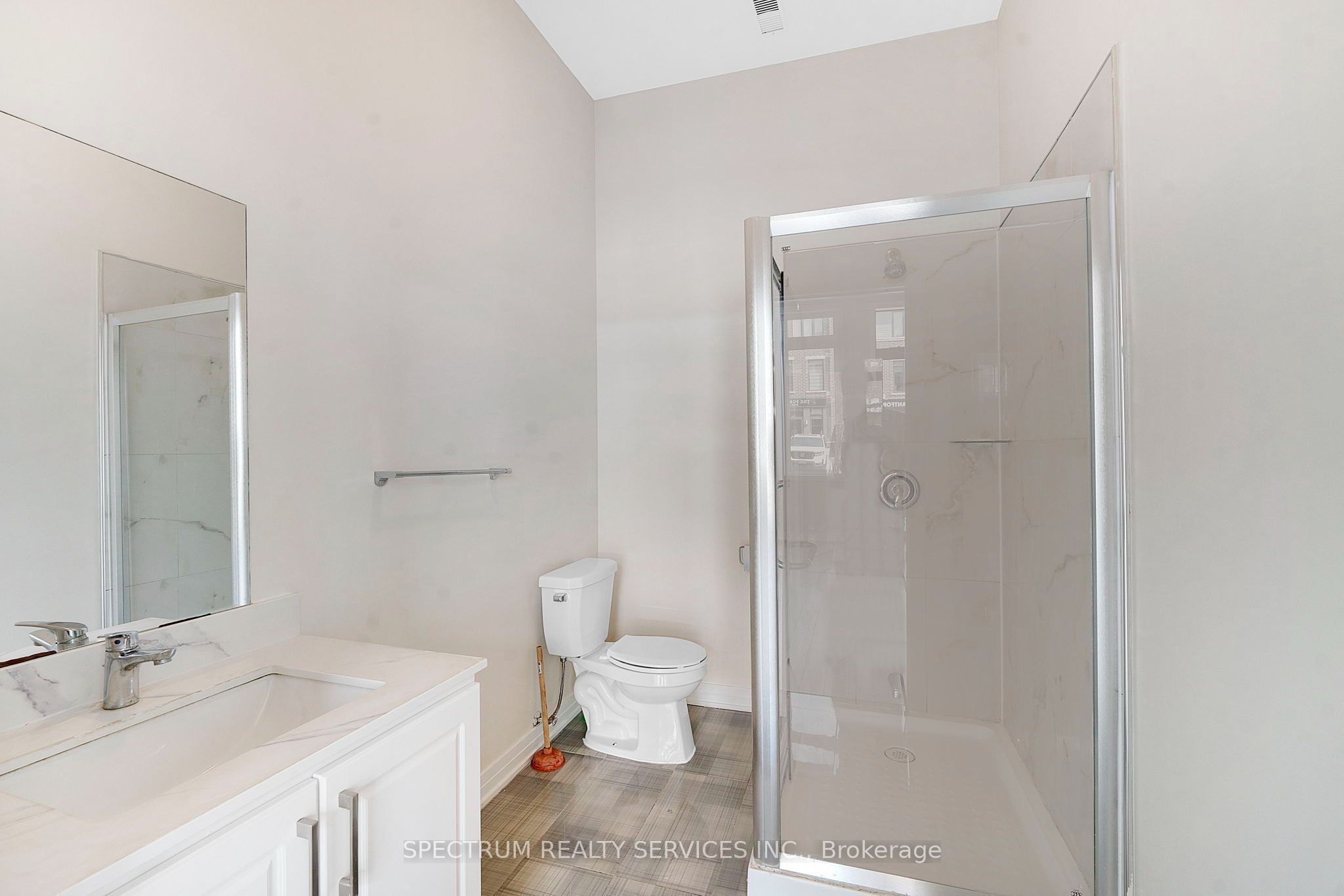 585 Colborne Street E 108 Property Photo 14