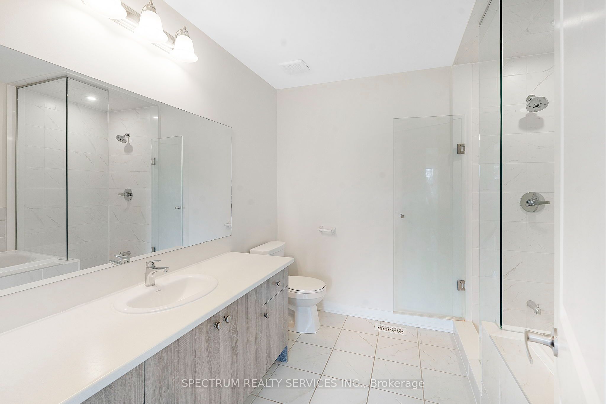 585 Colborne Street E 108 Property Photo 33
